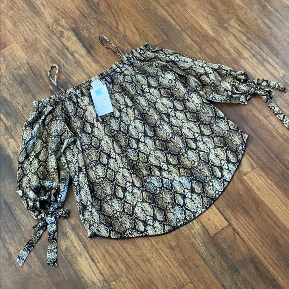NWT Color Swatch Snakeskin Print Cold Shoulder Top